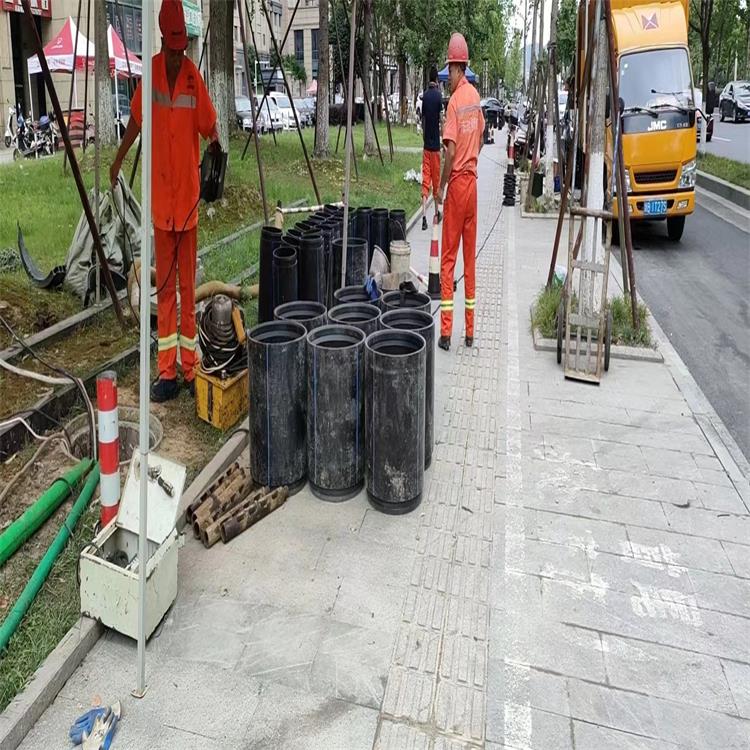 三元管道短管置换修复